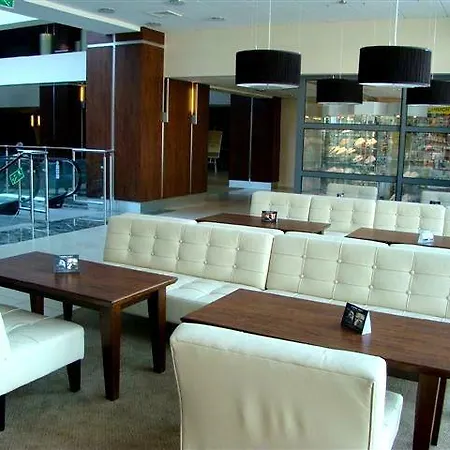 Apartament Arka 418a Daire *