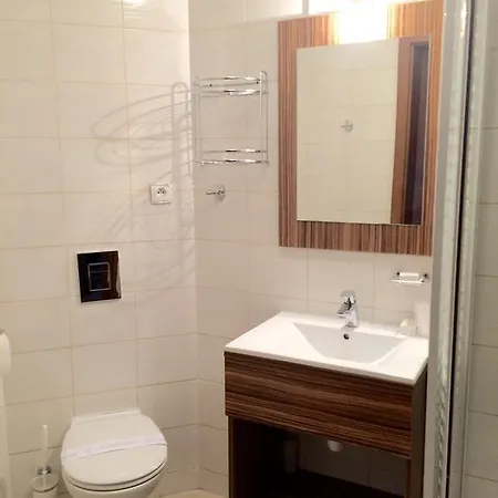 Daire Apartament Arka 418a